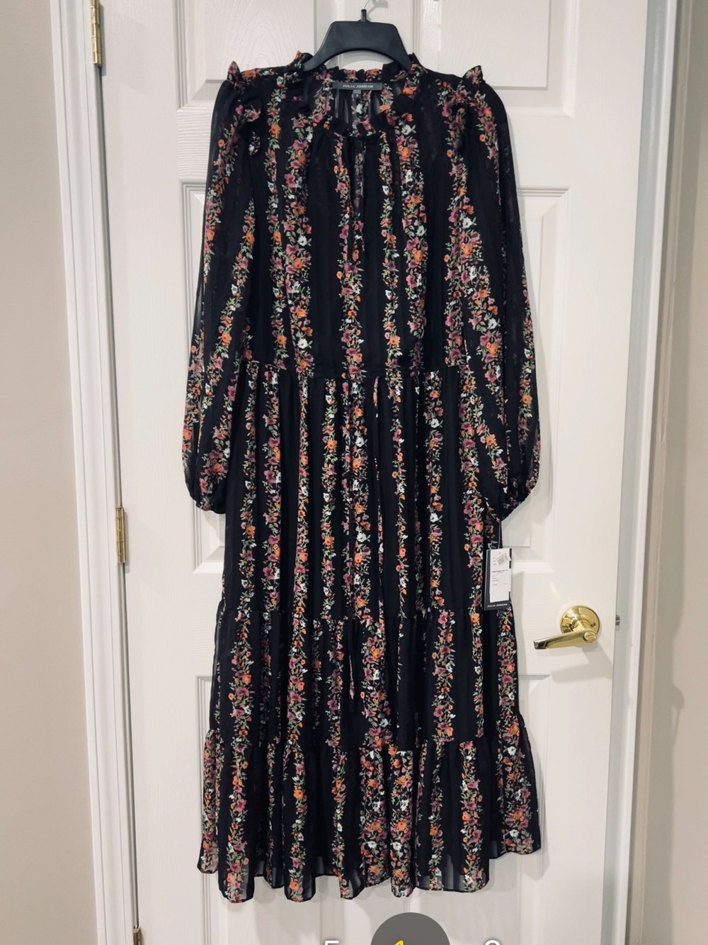 Women's Black Floral Long Sleeve Tiered Midi Dress